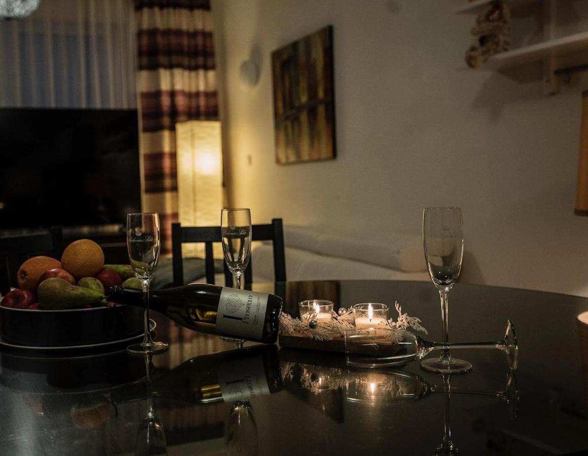 Hausfrymburk Villa Bagian luar foto